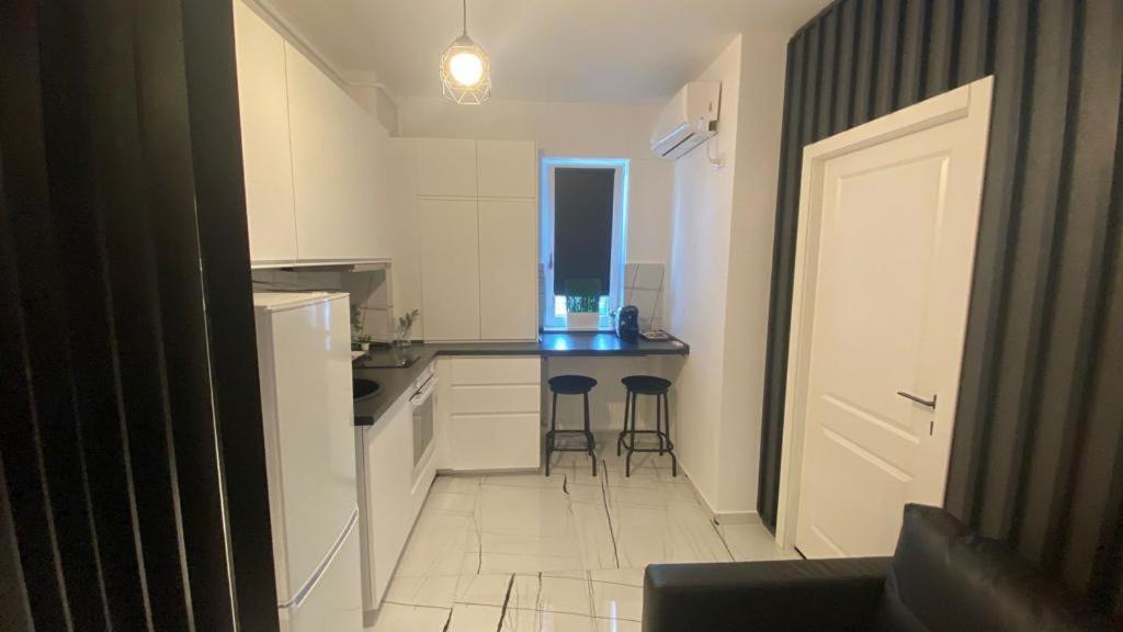Q Luxury Apartment - Palas Center Iasi Luaran gambar